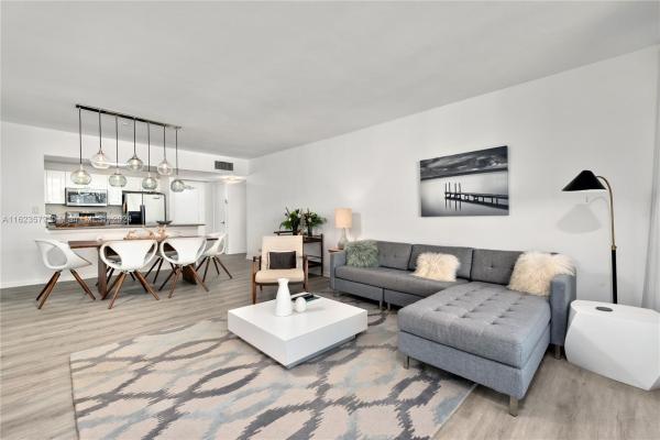 Roney Palace, 2301 Collins Ave #1419, Miami Beach, Florida 33139, image 1