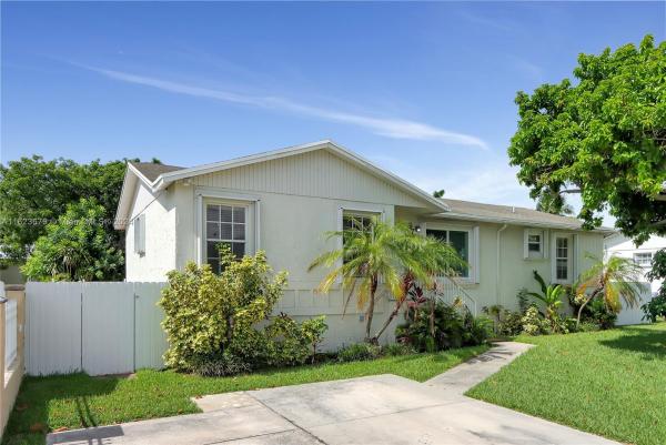 Aurora Park, 9750 SW 210th St, Cutler Bay, Florida 33189, image 3