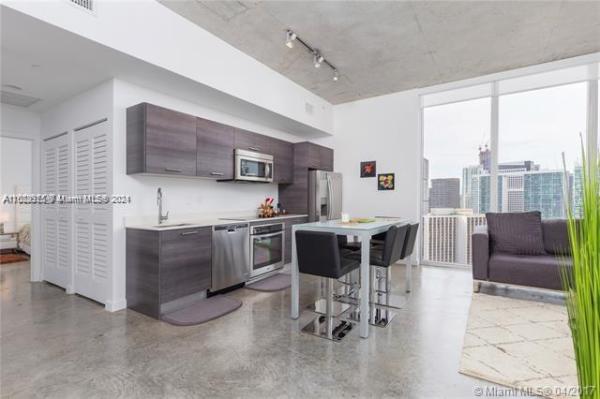 Centro, 151 SE 1st St #2811, Miami, Florida 33131, image 3