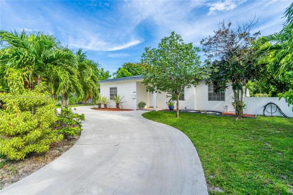 Brian Manors, 650 NE 143rd St, North Miami, Florida 33161, image 3