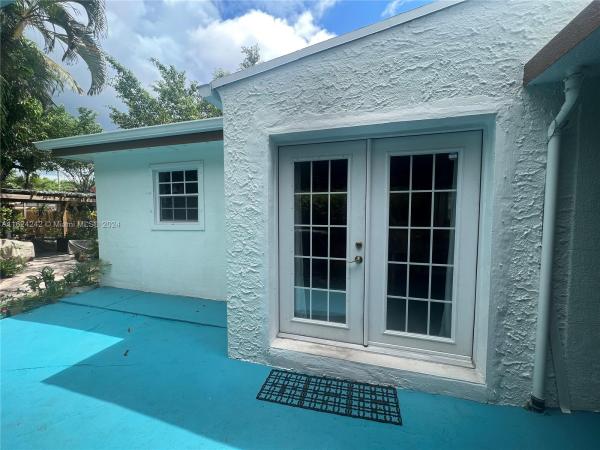 McAllister Terrace, 3044 SW 15th St, Miami, Florida 33145, image 1