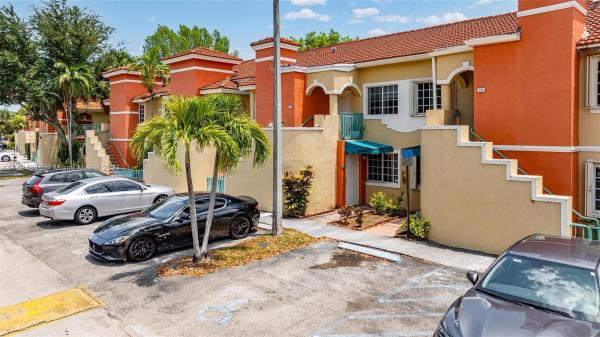Bonita Golf View Townvillas 2, 7015 NW 173rd Dr #205, Hialeah, Florida 33015, image 1
