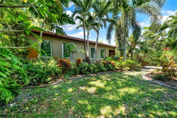 Griffing Biscayne Park Estates, 670 NE 114th St, Biscayne Park, Florida 33161, image 3