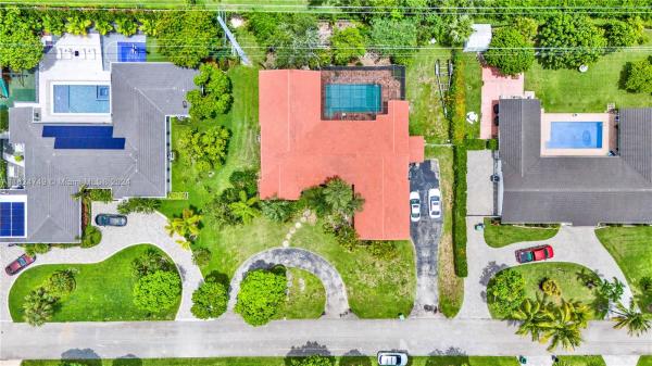 Mayfield Manor, 7501 SW 84th Ct, Glenvar Heights, Florida 33143, image 1
