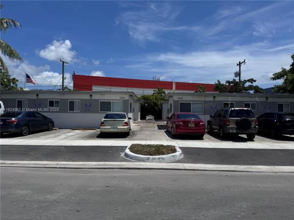 Silver Bluff, 3060 SW 27th Ln, Miami, Florida 33133, image 1
