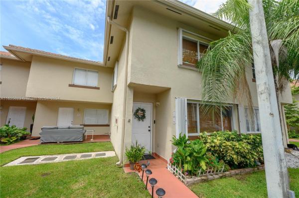Chateaubleau Villas, 471 NW 82nd Ave #706, Fountainebleau, Florida 33126, image 1