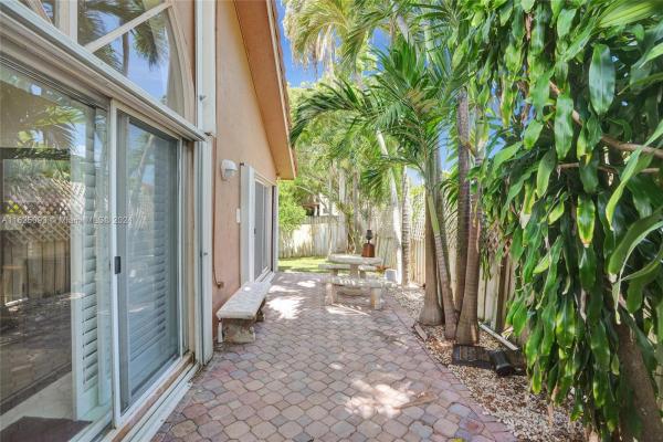9212 SW 213th Ln, Cutler Bay, Florida 33189, image 3