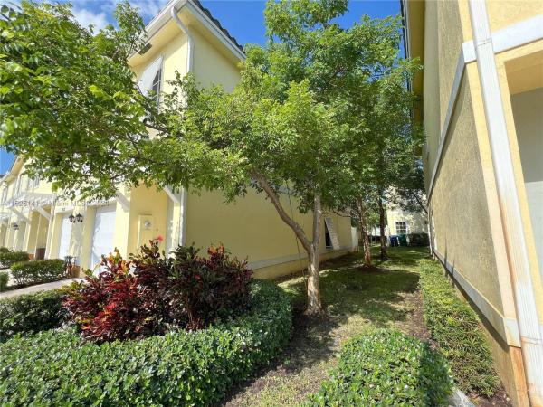 Cricket Club, 1020 NW 40th Way, Lauderhill, Florida 33313, image 2