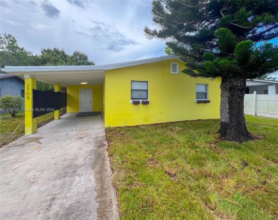 Duke, 2708 Avenue P, Fort Pierce, Florida 34947, image 1