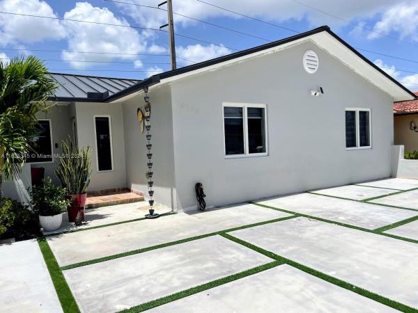 13753 SW 9th St, Unincorporated Dade County, Florida 33184, image 2