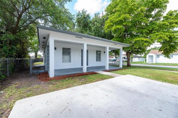 Victoria Manor, 1776 NW 78th St, Gladeview, Florida 33147, image 3