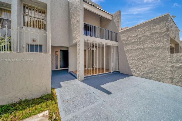 Wimbledon, 1809 NW 58th Ave #18, Lauderhill, Florida 33313, image 1
