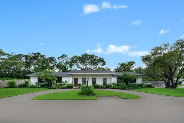 13400 SW 82nd Ct, Pinecrest, Florida 33156, image 2