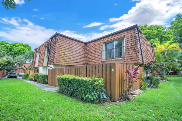 Woodvale, 8940 SW 20th Pl #D-19, Davie, Florida 33324, image 1