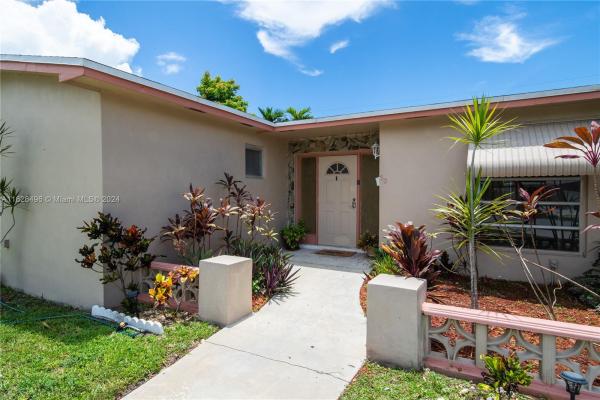 Andover, 50 NE 210th St, Miami Gardens, Florida 33179, image 2