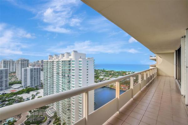 Terraces North Turnberry, 20191 E Country Club Dr #PH2-PH1, Aventura, Florida 33180, image 1
