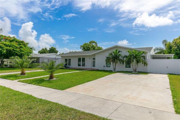 Fairway Estates, 15601 SW 106th Ave, Palmetto Estates, Florida 33157, image 2