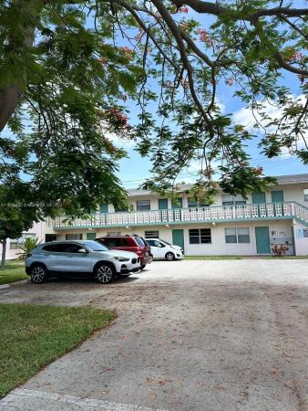 Northeast Heights, 290 NE 40th St #14, Oakland Park, Florida 33334, image 1
