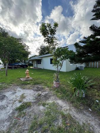 Riverside Farms, 2355 NW 9th St, Miami, Florida 33125, image 1