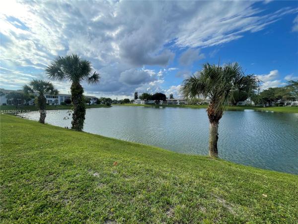 Somerset At Century Village, 197 Somerset J, West Palm Beach, Florida 33417, image 2