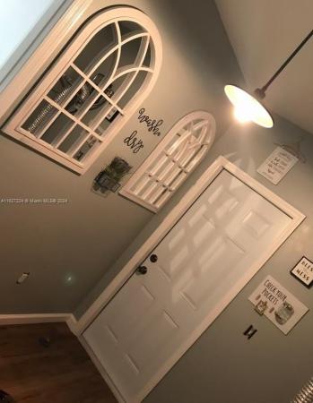 Kings Place, 1614 SW 3rd St, Homestead, Florida 33030, image 1