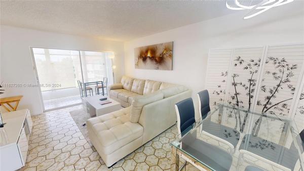 Sunrise Lakes 3, 2741 N Pine Island Rd #305, Sunrise, Florida 33322, image 1