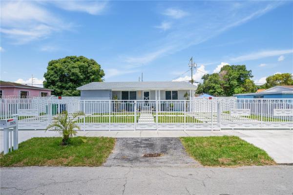 Gladeview No HOA, 7005 NW 28th Ave, Gladeview, Florida 33147, image 1