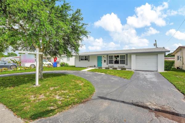 Miramar Tropical, 7960 Shalimar St, Miramar, Florida 33023, image 3