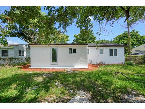Sunnyside Estates, 2110 Wiley Ct, Hollywood, Florida 33020, image 3