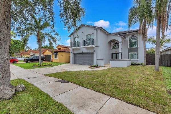 Saminik, 8121 NW 186th Ter, Hialeah, Florida 33015, image 3