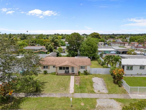 Newton Heights, 30350 SW 158th Ave, Leisure City, Florida 33033, image 1