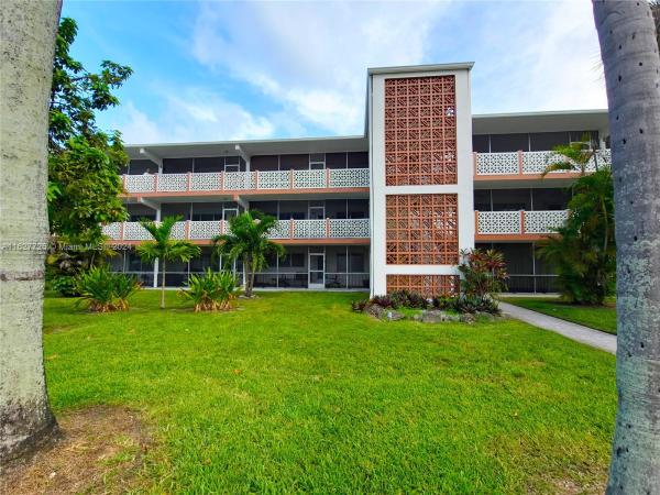 Floridian Arms, 1430 NE 170th St #318, North Miami Beach, Florida 33162, image 1