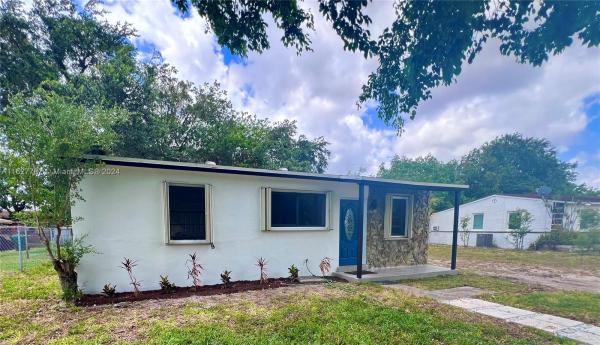Pine Tree Park, Miami Gardens, Florida 33054, image 1