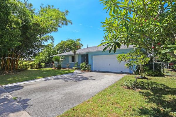 Orchard Estates, 9360 SW 181st Ter, Palmetto Bay, Florida 33157, image 1