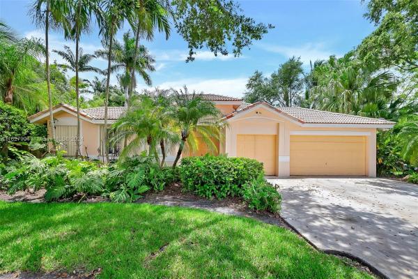 Cutler Country Groves, 7984 SW 187th St, Cutler Bay, Florida 33157, image 1
