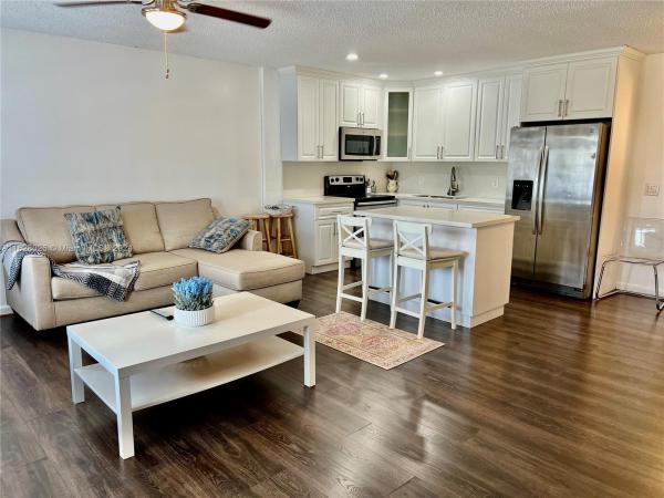 Farnham, 90 Farnham D #90, Deerfield Beach, Florida 33442, image 1
