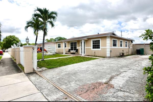 Bankers, 3426 NW 180th St, Miami Gardens, Florida 33056, image 2
