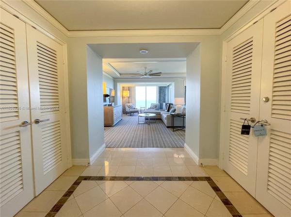 The Ritz-Carlton Key Biscayne, 455 Grand Bay Dr #605, Key Biscayne, Florida 33149, image 1