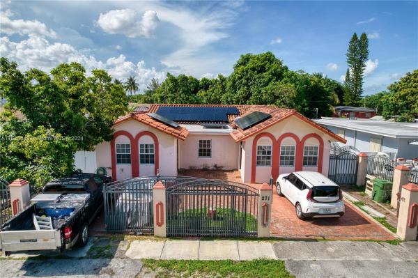 Avenue, 271 E 57th St, Hialeah, Florida 33013, image 1