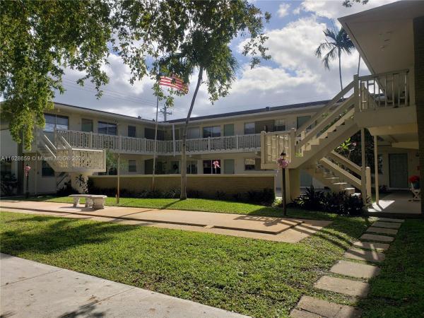 Astor, 3500 Harrison St #12, Hollywood, Florida 33021, image 1