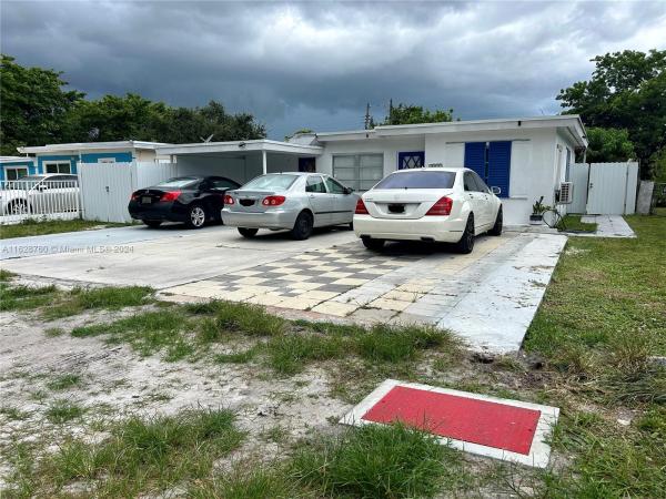 Hollywood Beach Heights, 5853 Hayes St, Hollywood, Florida 33021, image 1