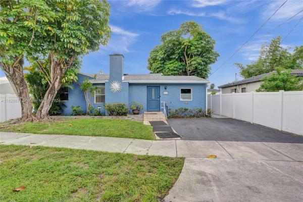 Croissant Park River, 416 SW 11th Ct, Fort Lauderdale, Florida 33315, image 1