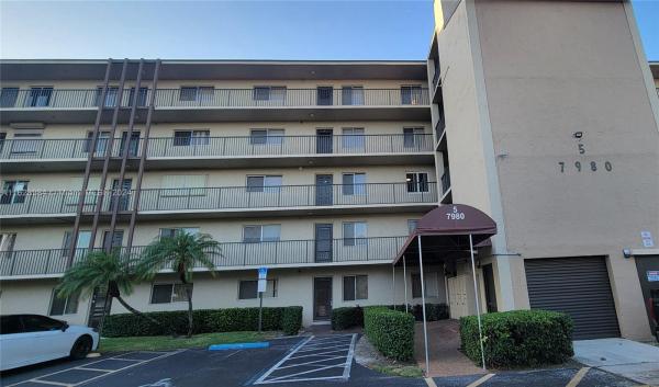 Cascades Of Lauderhill, 7980 NW 50th St #301, Lauderhill, Florida 33351, image 1