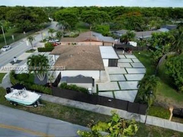 Winston Park, 13200 SW 80th St Rd, Kendall, Florida 33183, image 1