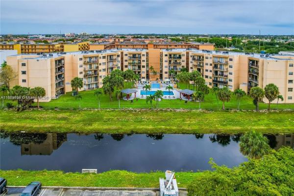 Versailles Plaza, 1820 W 53rd St #503, Hialeah, Florida 33012, image 1