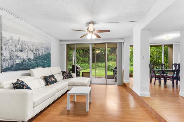Live Oak Of Pine Island Ridge, 9420 Live Oak Pl #104, Davie, Florida 33324, image 1