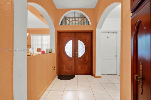 15470 SW 41st Ter, Unincorporated Dade County, Florida 33185, image 3