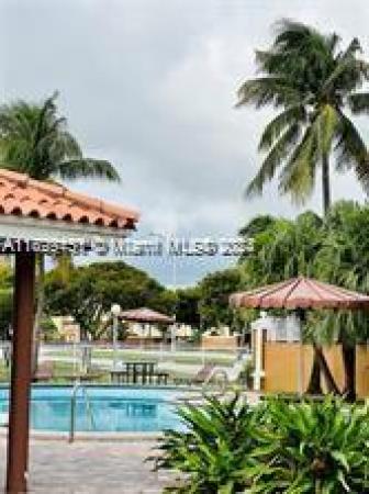 Galloway Lakes, 120 NW 86th Ct, Fountainebleau, Florida 33126, image 2