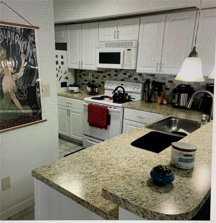Le Club At Old Cutler, 8670 SW 212th St #104, Cutler Bay, Florida 33189, image 1