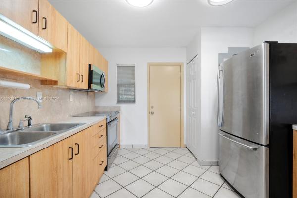 Westland Eden, 1950 W 54th St #312, Hialeah, Florida 33012, image 1